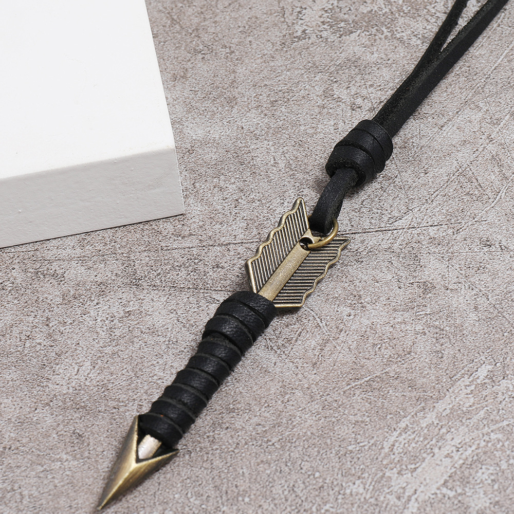 Jessingshow 수제 빈티지 가죽 화살표 펜던트  - Men Accessories Pk 리뷰 및 가격